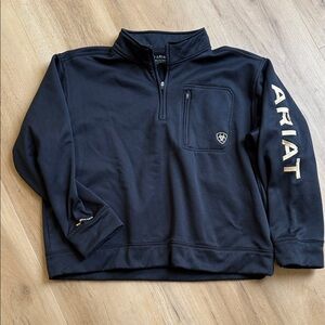 Women’s Ariat Black Cropped Quarter-Zip Pullover